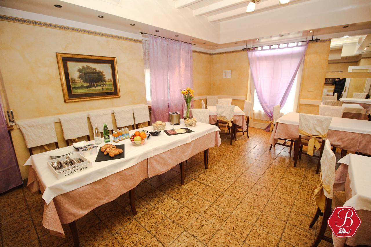 Trattoria Bettola Bed & Breakfast โลนาโต ภายนอก รูปภาพ
